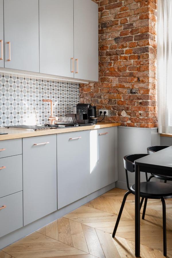 Central Apartamenty Jelenia Góra Kültér fotó